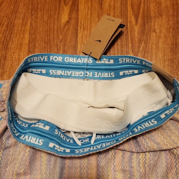 Nike LeBron Basketball Shorts Men Large White Blue Nike‎ Pro DNA 3n1 FZ1058-121 - Picture 4 of 10